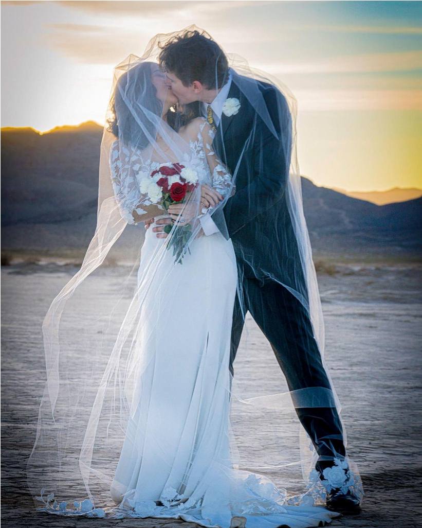 Lorenzo Sandoval: Las Vegas Wedding Photographer