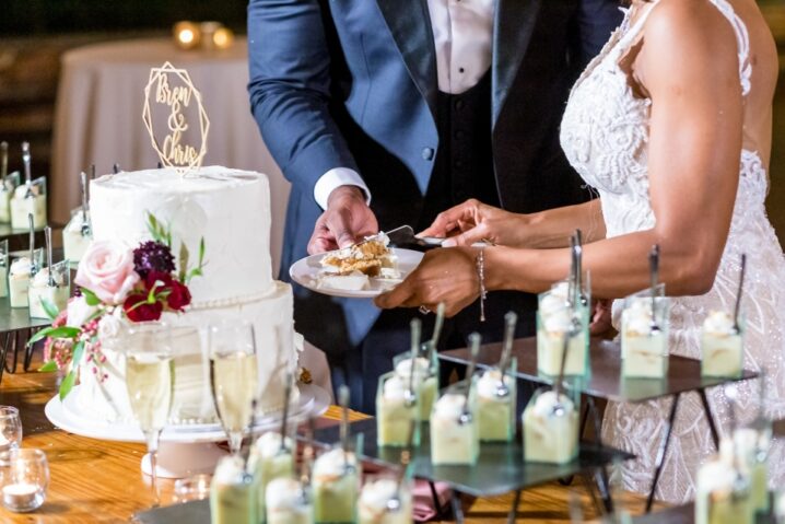 Top 14 Best Wedding Cake Bakers in Chicago, IL