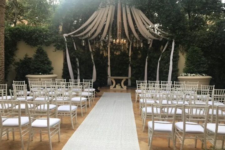 A&R Chiavari Chairs