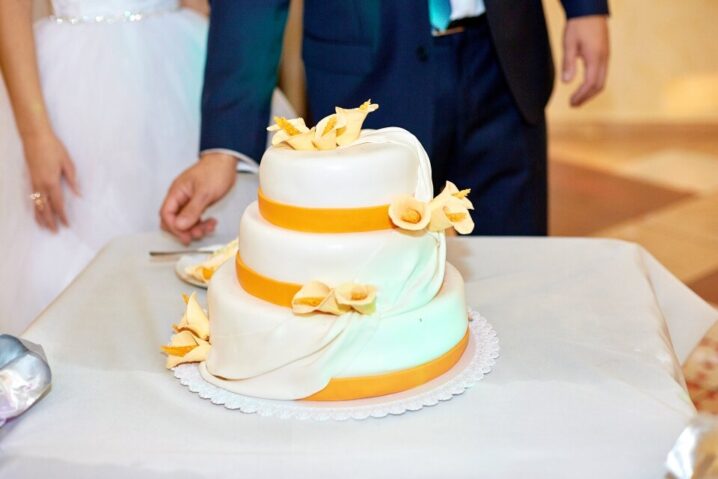 Wedding Cakes in Virginia - The Knot