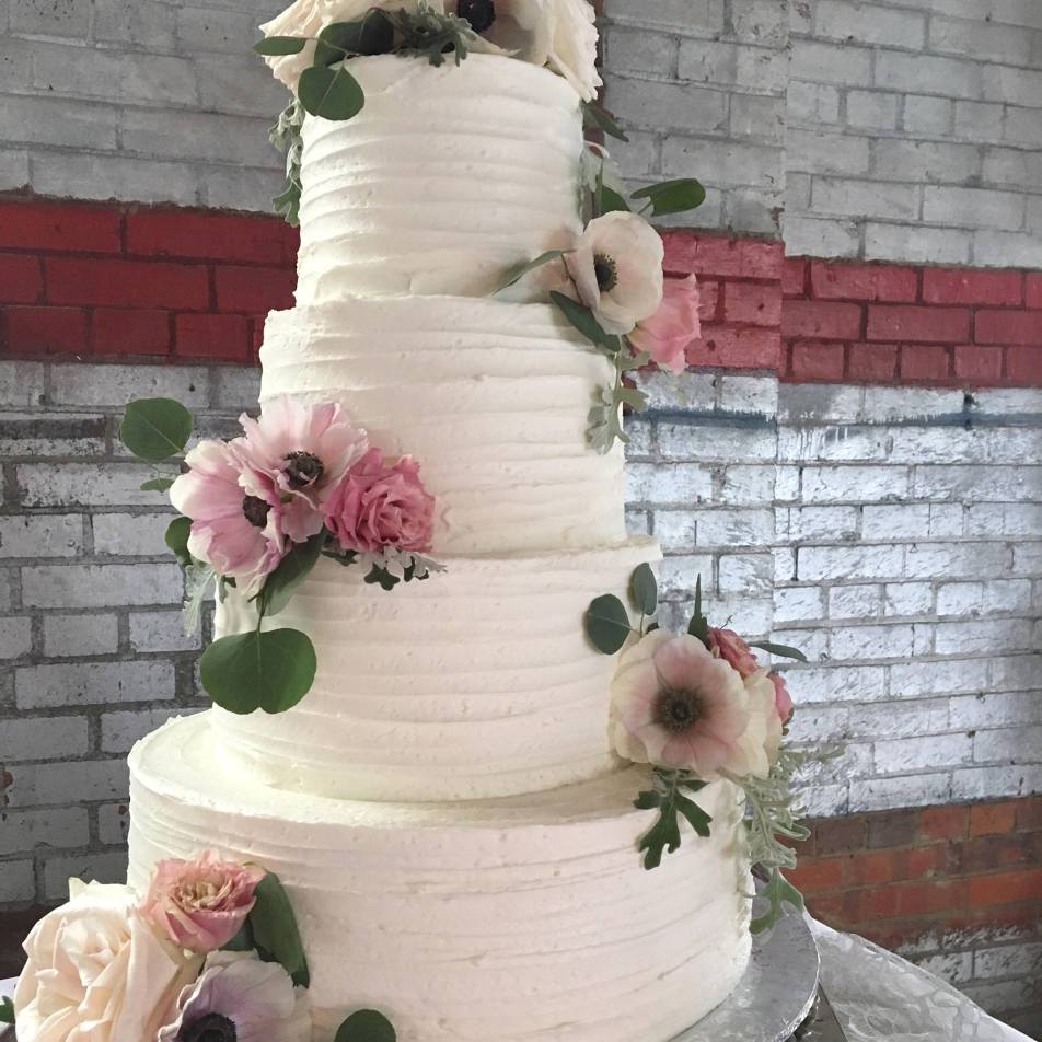 Top 10 Best Wedding Cake Bakers in Fayetteville, NC