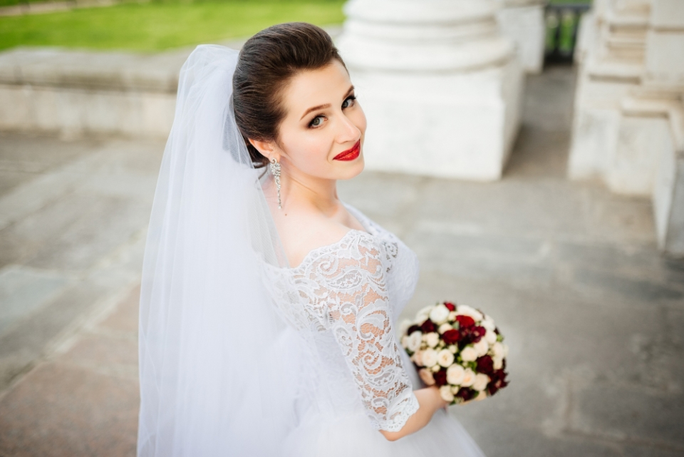 6 Best Bridal Dress Shops in Toledo, OH