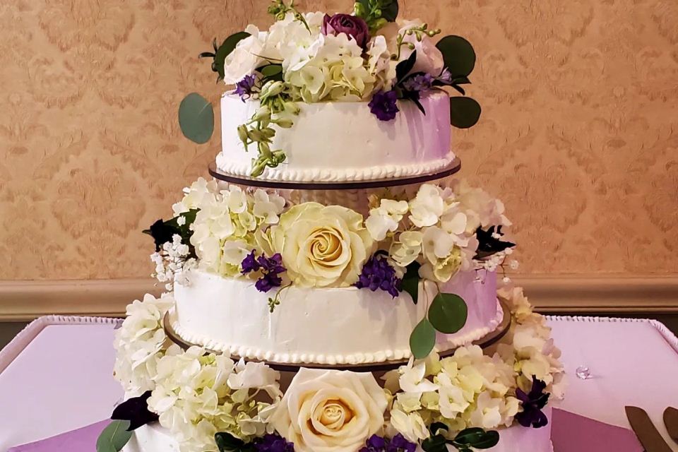 Best Of 2023: Wedding Cakes | Love Inc. Mag